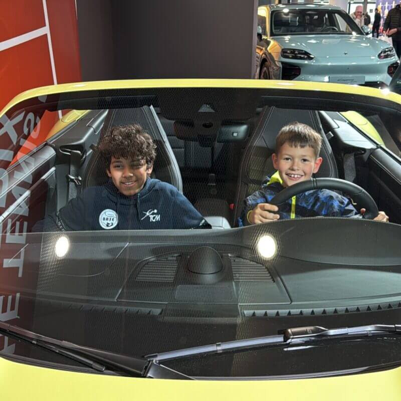 F6AC4DD1-AB8D-44D3-B390-6187BA0D7C44